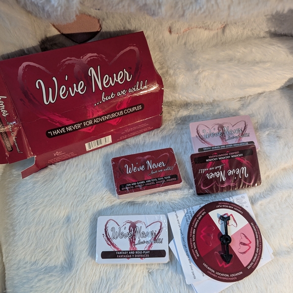 We've Never Game Set - Unused, New - Picture 1 of 3